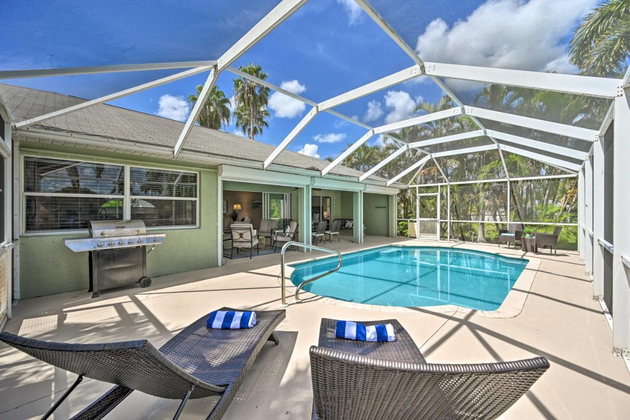 Pet-Friendly Escape With Dock And Kayaks In Cape Coral 빌라 외부 사진